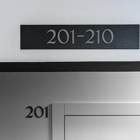 Berman House Hotell 3*