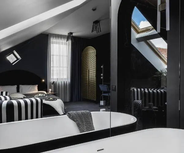 Berman House Hotel 3*